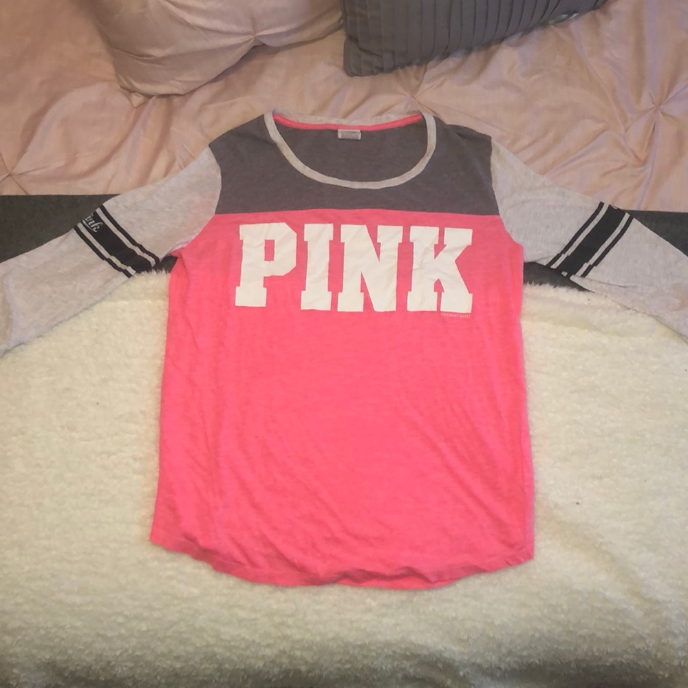 3/4 sleeve shirt